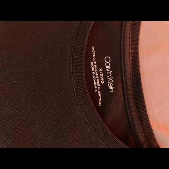 Calvin Klein Long Sleeve - Picture 2 of 4